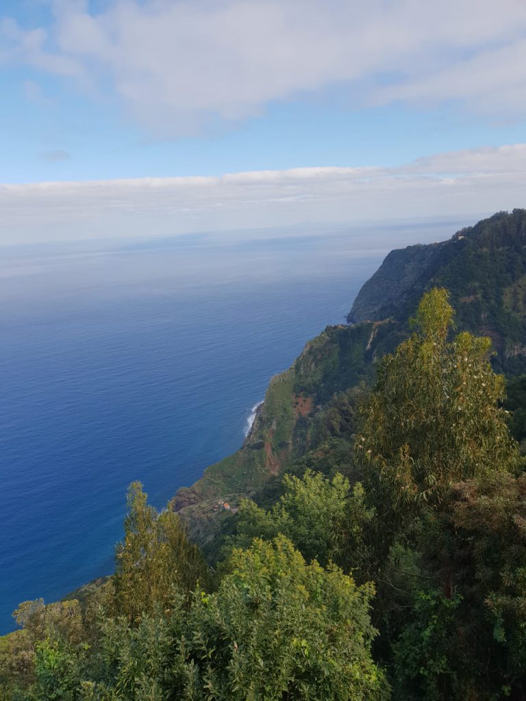 Madeira uitzicht over de Atlantische Oceaan.